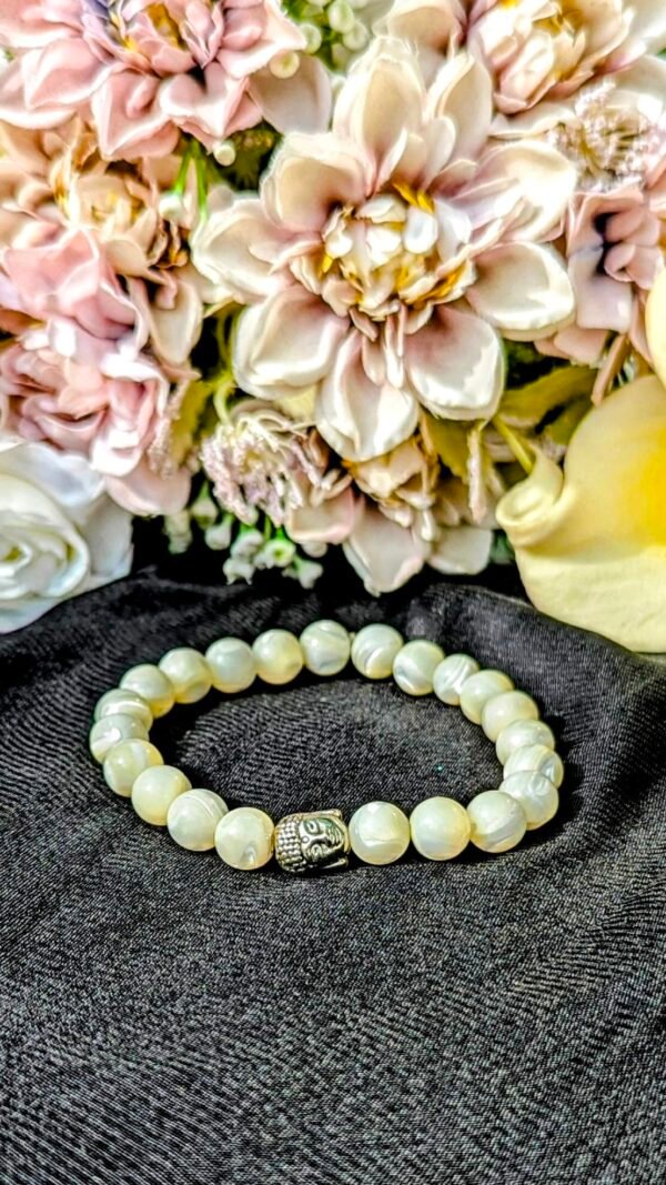 Mother of Pearl Bracelet - Image 3